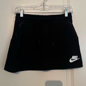 black nike skirt kids size M